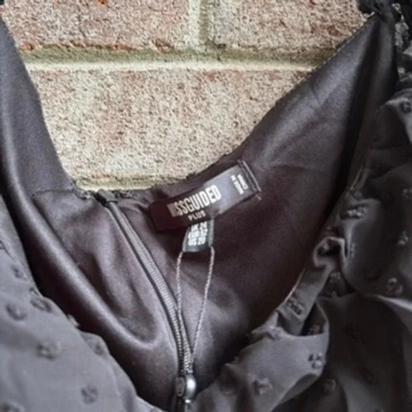 Missguided Plus Black Long Sleeve Swiss Dot Dress – US 20 – NWT - Picture 2 of 16